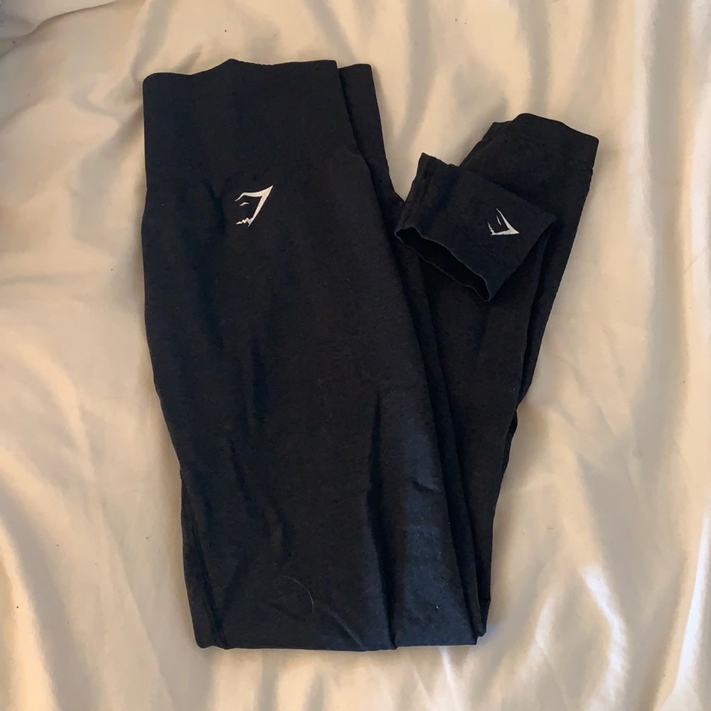 Black vital seamless gymshark leggings. Great quality, used- good condition